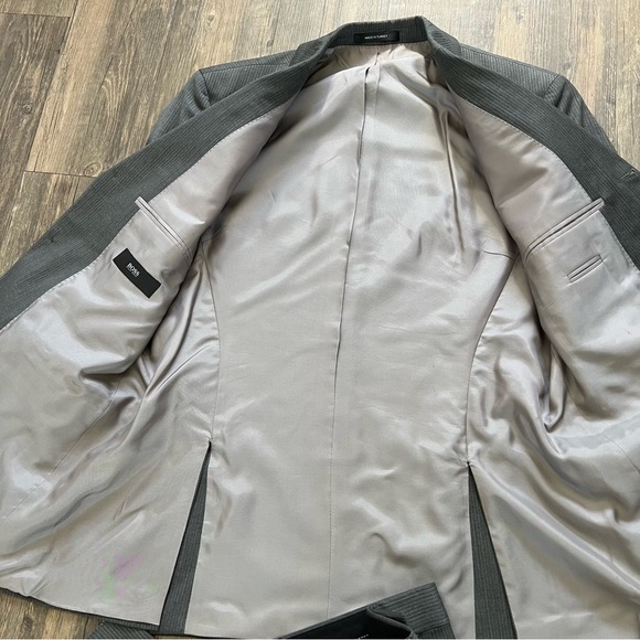 NWT Hugo Boss Pinstripe Gray 3Button Suit Scorsese Movie Hollywood Unhemmed - Picture 11 of 17